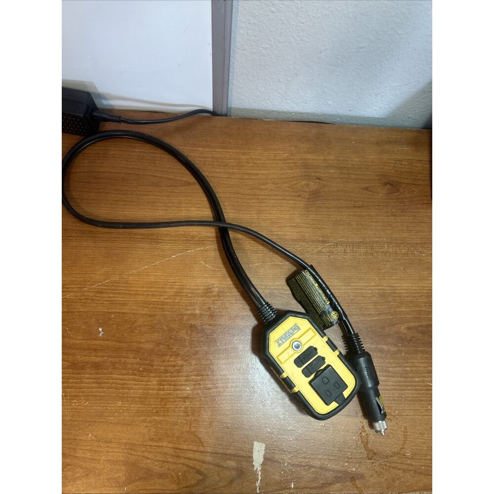 DEWALT DXAEPI140 Power Inverter 140W Car Converter: 12V DC to 120V AC Power Outl